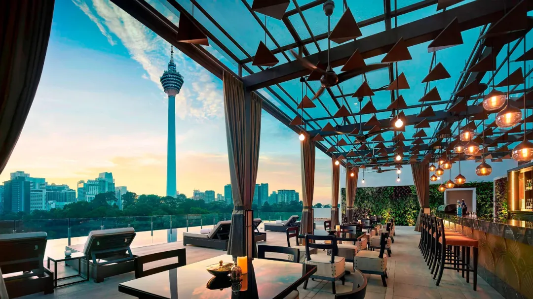 Hotel Stripers Kuala Lumpur - Rooftop Pool