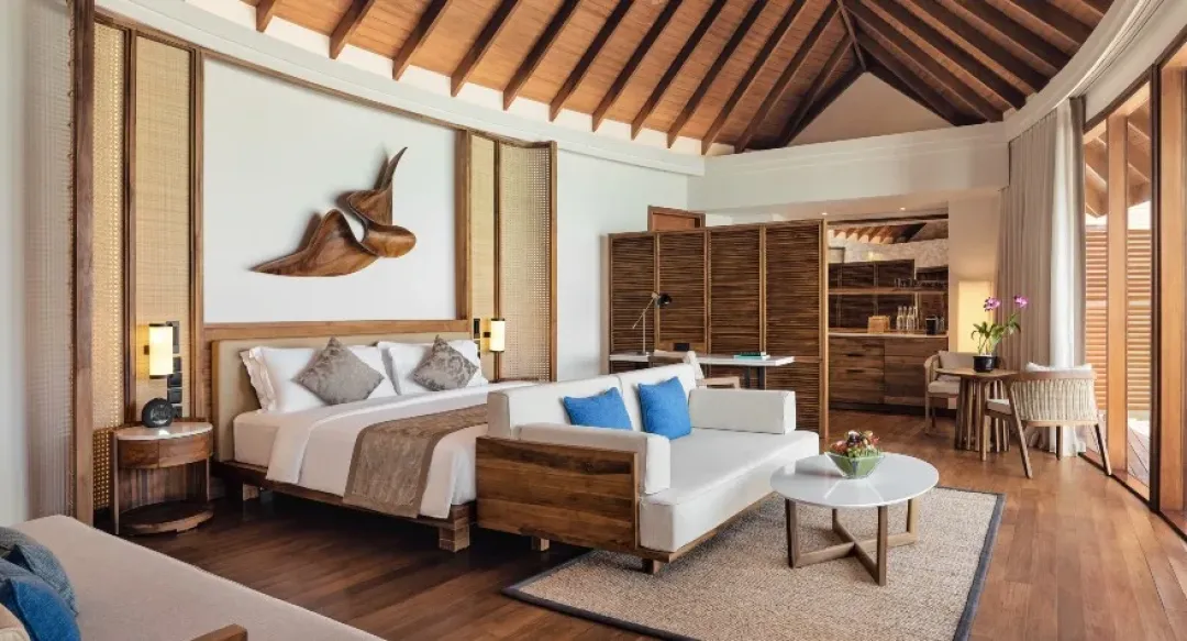 SUNSET OVER WATER VILLA - Bedroom