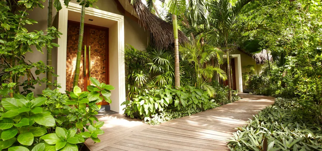 Baros Maldive -Spa Aeria