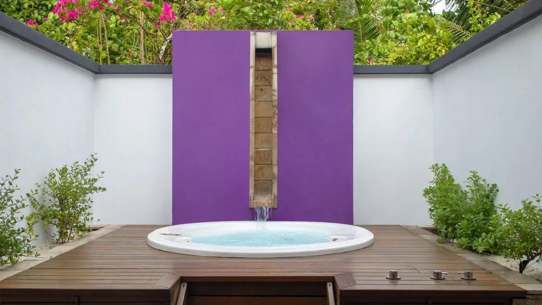 Beachfront Jet Pool Villa - Bathroom