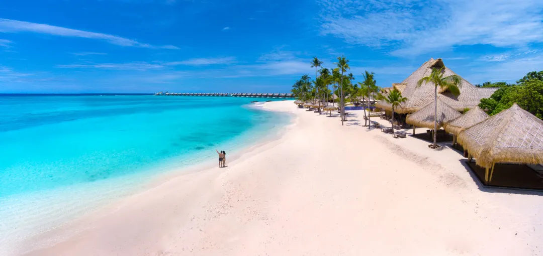 Emerald Maldives - Beach View