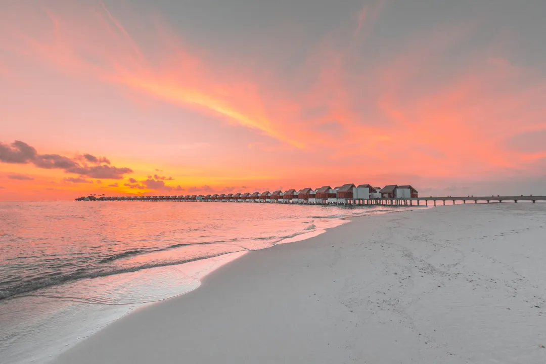 Emerald Maldives - Sunset View