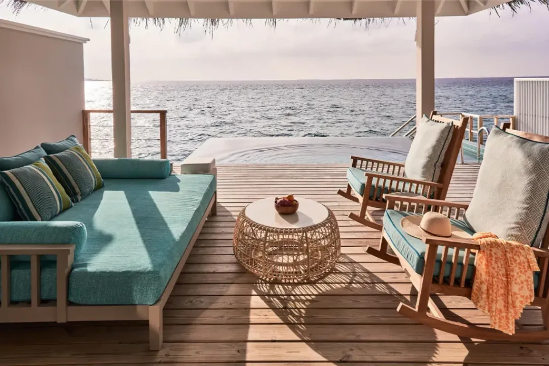 Ocean Pool Villa - Terrace Seating