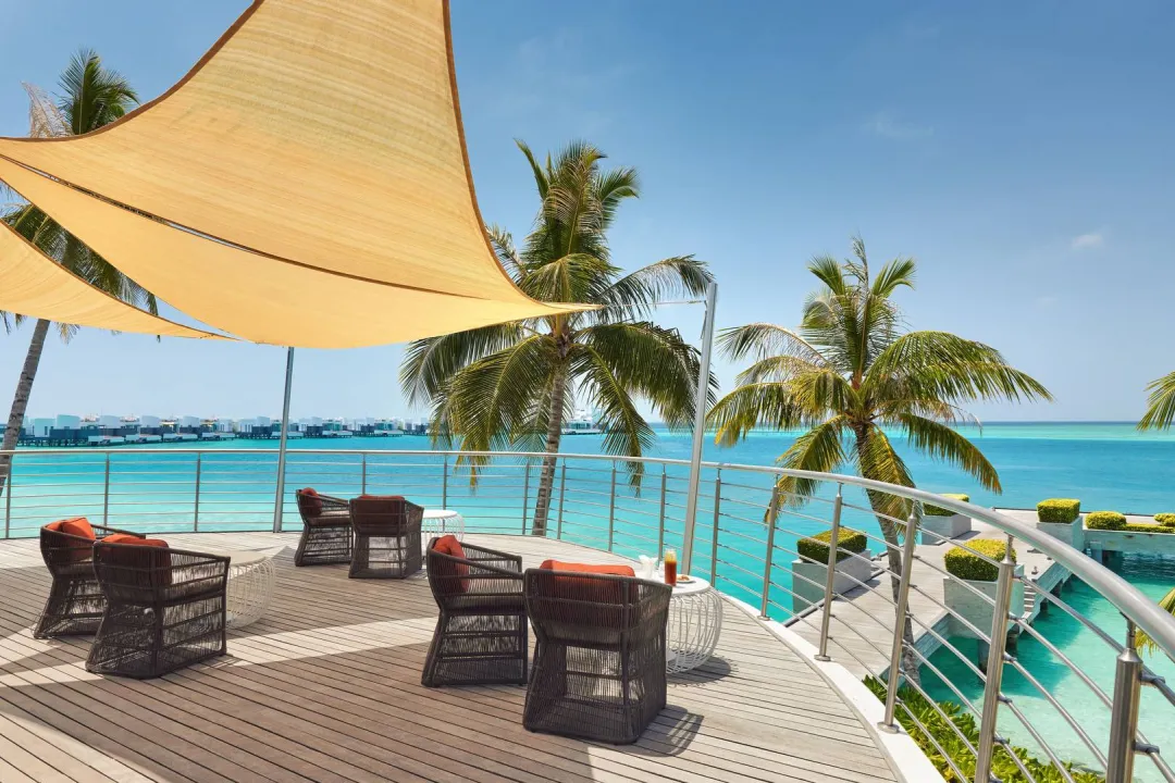 Jumeirah Maldives  - Cafe Lounge