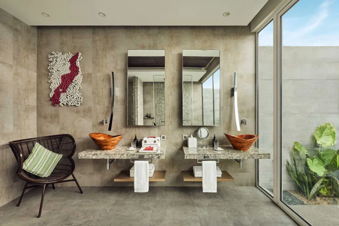 Ocean Villa with Pool - Bathroom