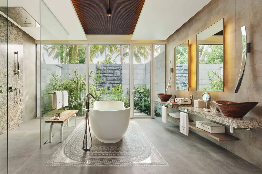 Beach Villa with Pool - Bathroom