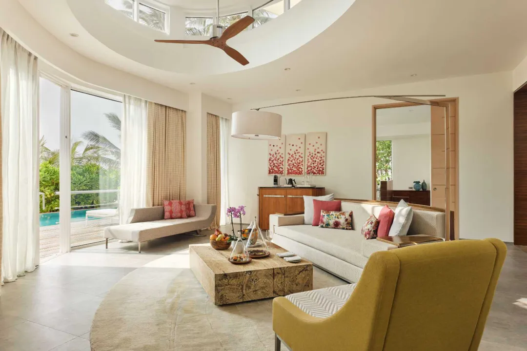Beach Villa with Pool - Living Aeria