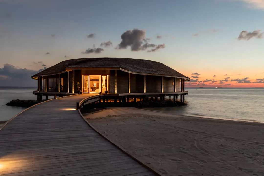 Kagi Maldives - Resort night View