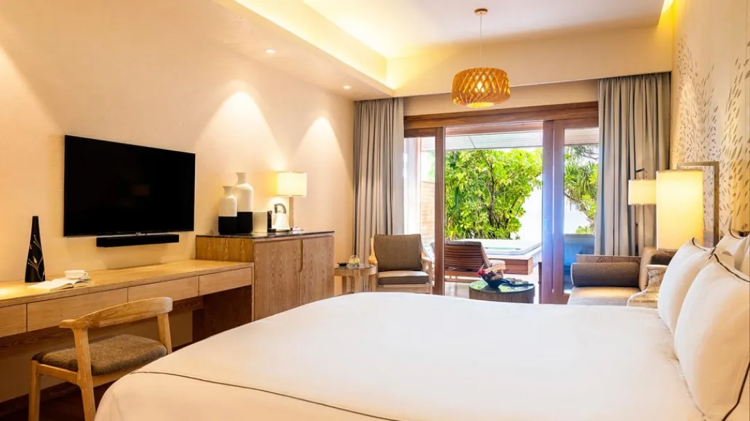 Beach Suite with Jacuzzi - Bedroom