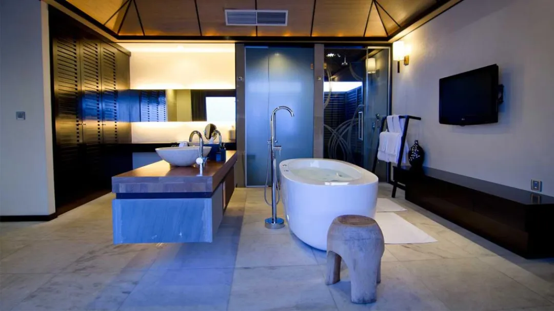 Deluxe Water Villa - Bathroom