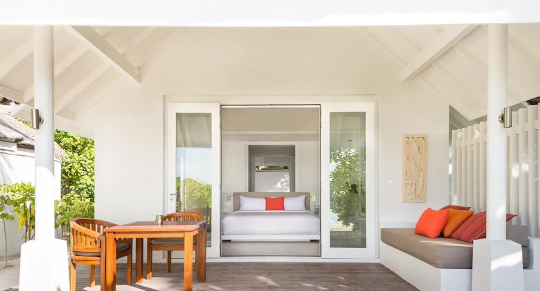 Romantic Beach Pool Villas - Outdoor Seating