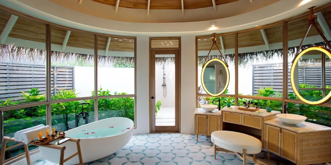 Beach Villa with Private Pool - Bathroom