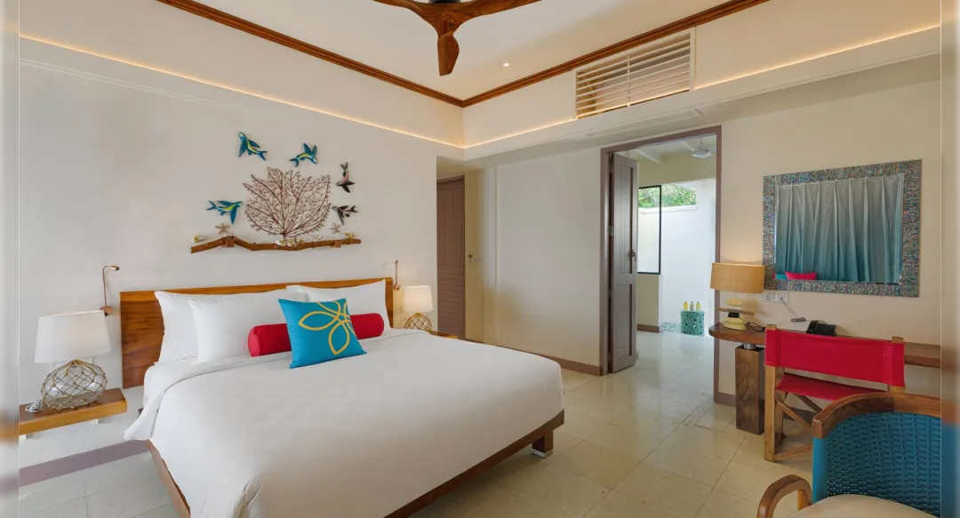 Lagoon Villa with Pool - Bedroom
