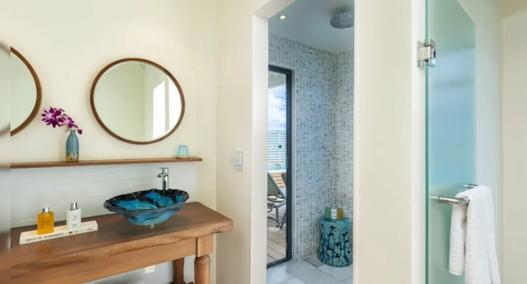 Sunset Water Villa with Pool - Bathroom