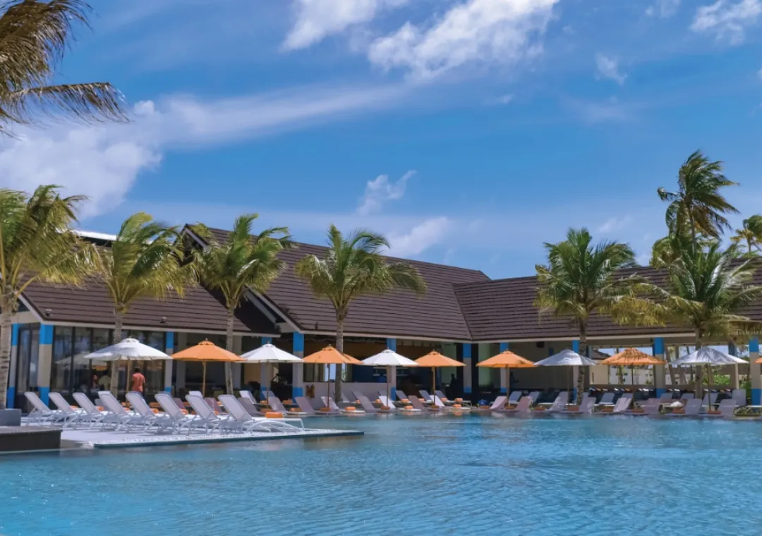 Oblu Xperience Ailafushi - Sundeck with Pool