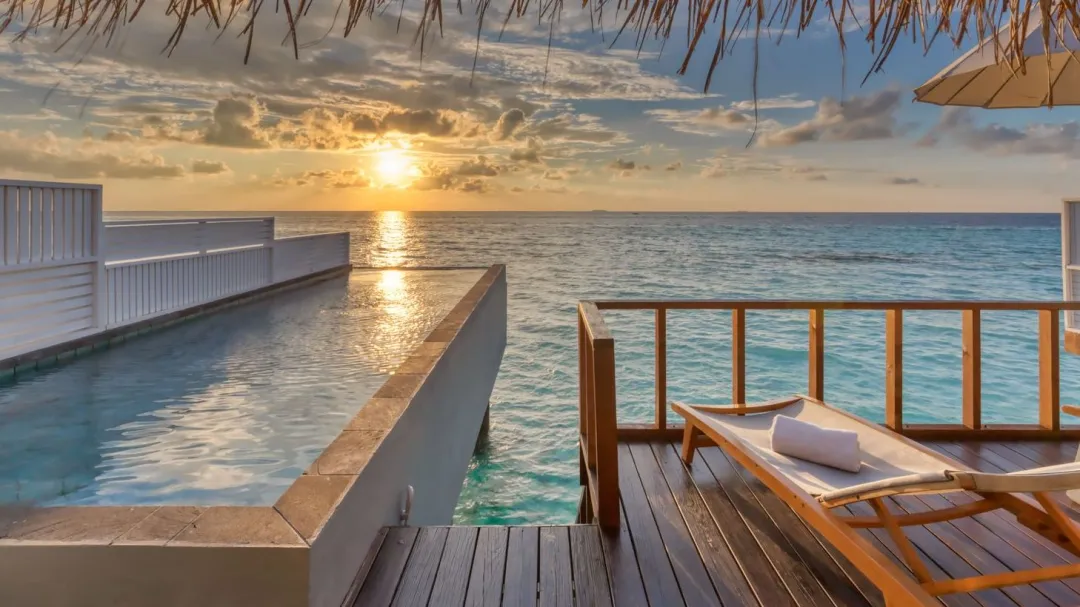 Wind Villa with Pool - Pool View