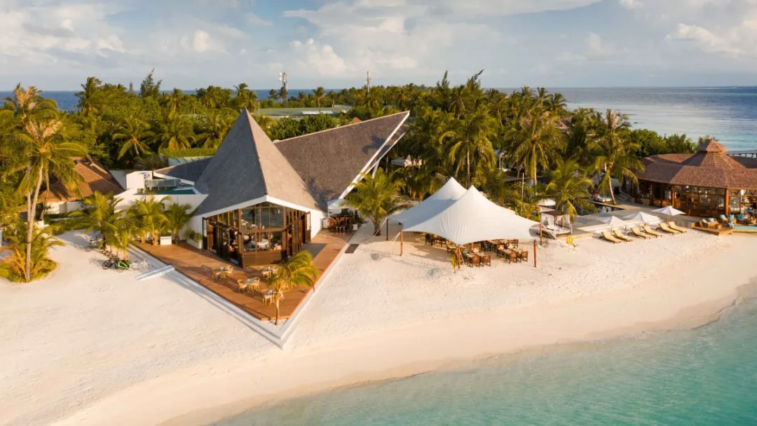 Ozen Resrve Bolifushi - Sun Lounge