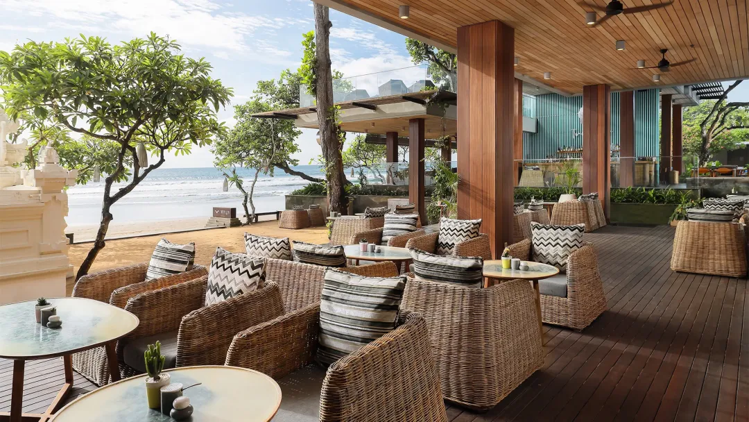 Maya Sanur Resort & Spa - Resturant View