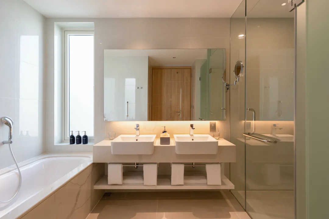 Ocean View Pool Pavilion One Bedroom Ground Floor - Bathroom