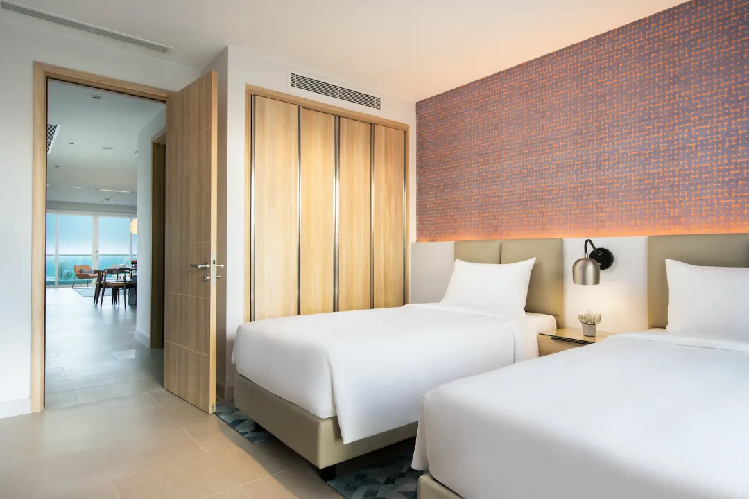 Ocean Front Pool Pavilion Two Bedroom Upper Floor - Double Bed