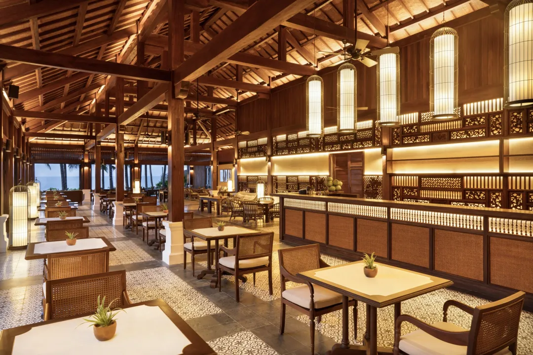 Lang Viet Restaurant & Bar