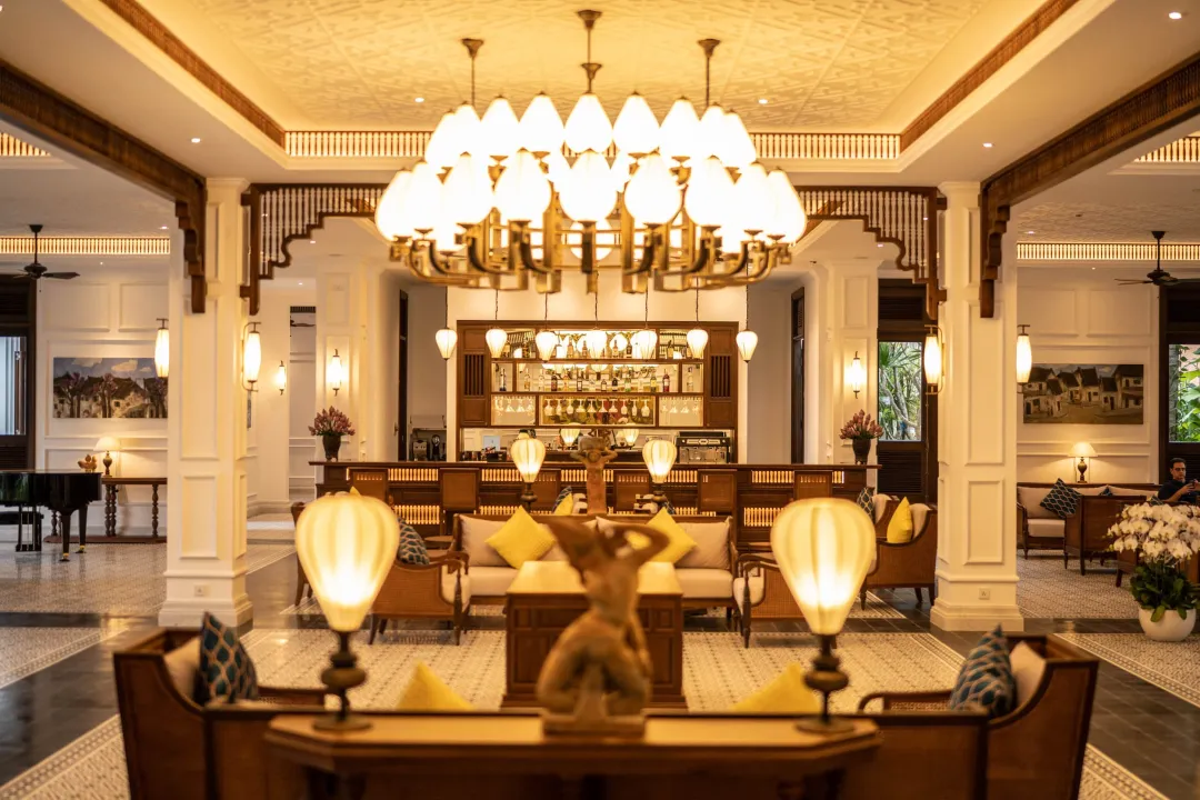 Lobby Bar