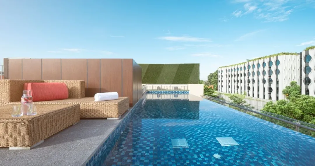 Duplex Suite - Pool View