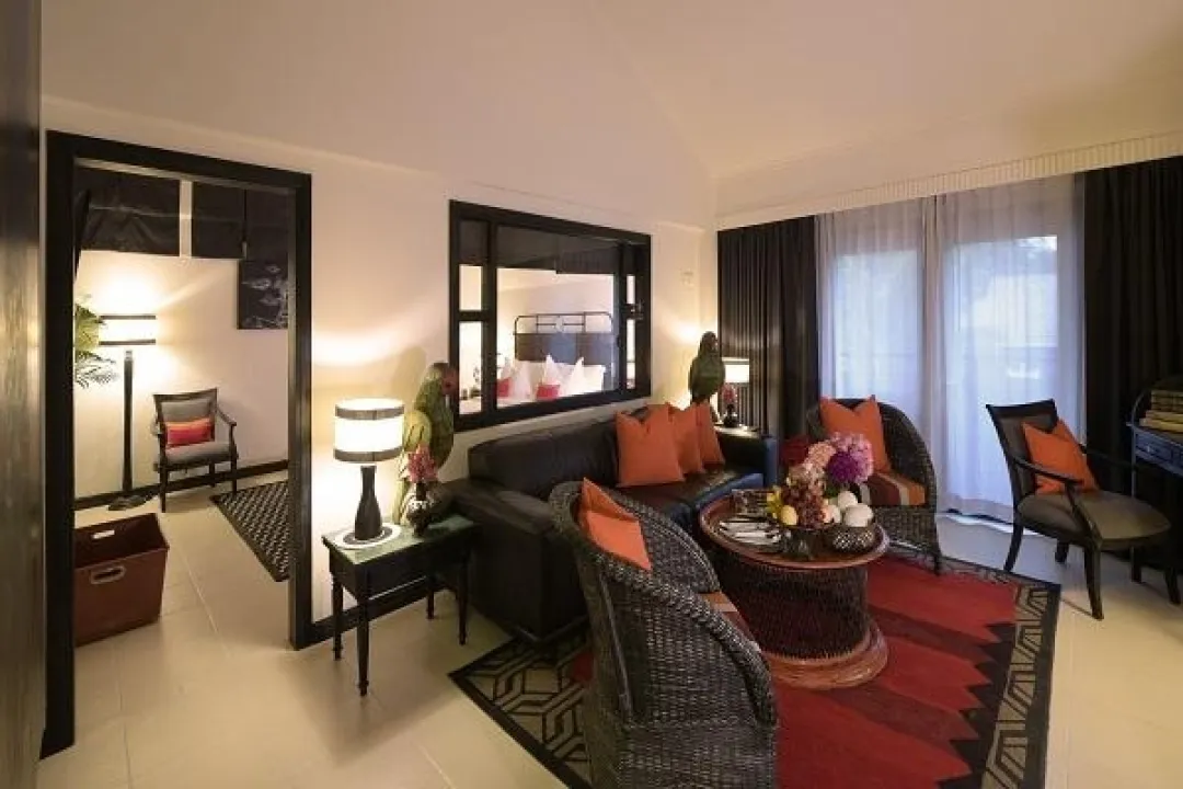 Bayon Junior Suite - Seating Aeria