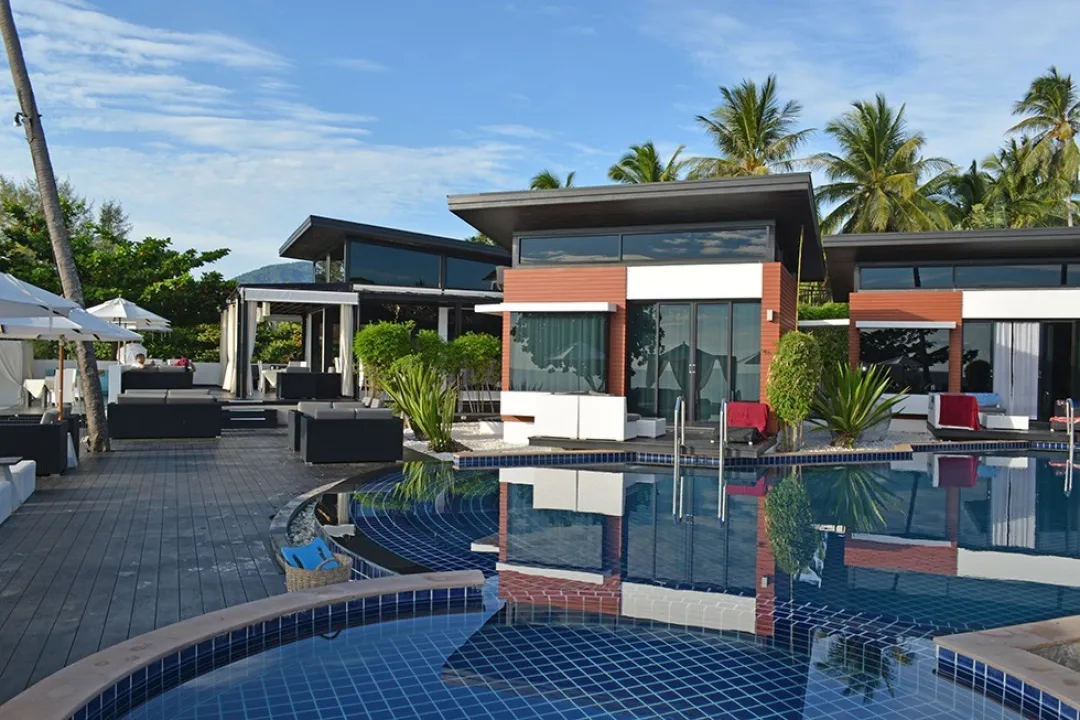 Poolside Villa - Pool View