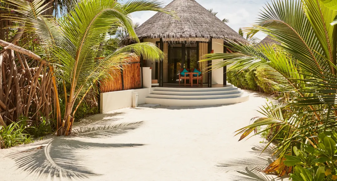 Deluxe Beach Villa - Garden View