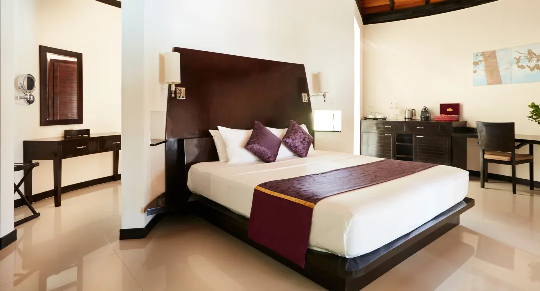 Family Deluxe Beach Villa with Pool - Bedroom