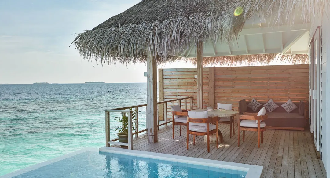 Sun Siyam Iru Veli - Pool with Sea View