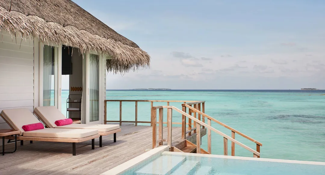 Sun Siyam Iru Veli - Sun deck with Sea View
