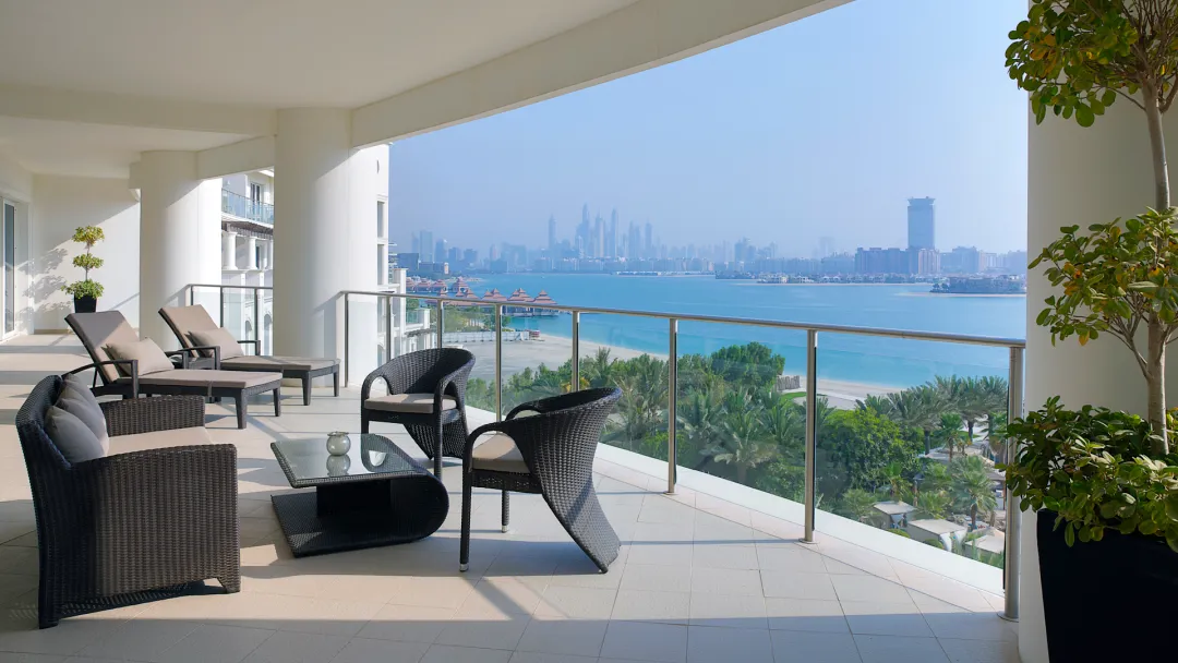 Waldorf Astoria Dubai Palm Jumeirah - Suite Balcony with View