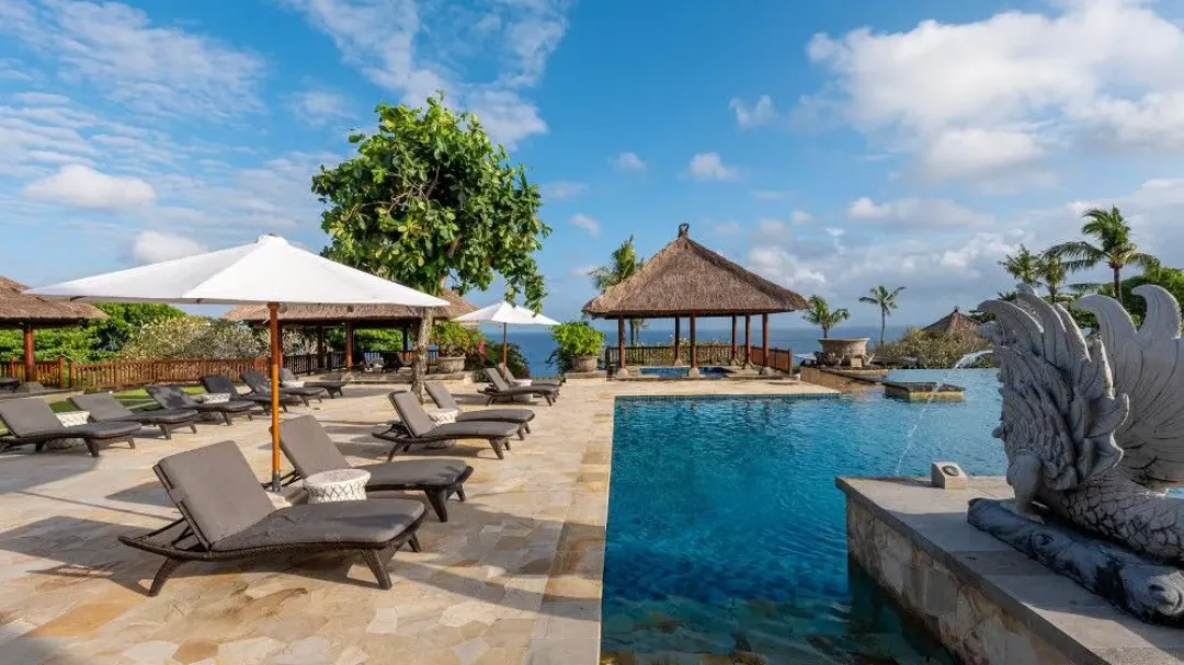 Ayana Resort and Spa Bali - Pool with Deck