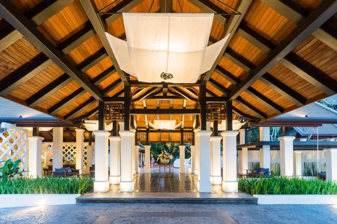 Chaweng Regent Beach Resort - Hotel Front View
