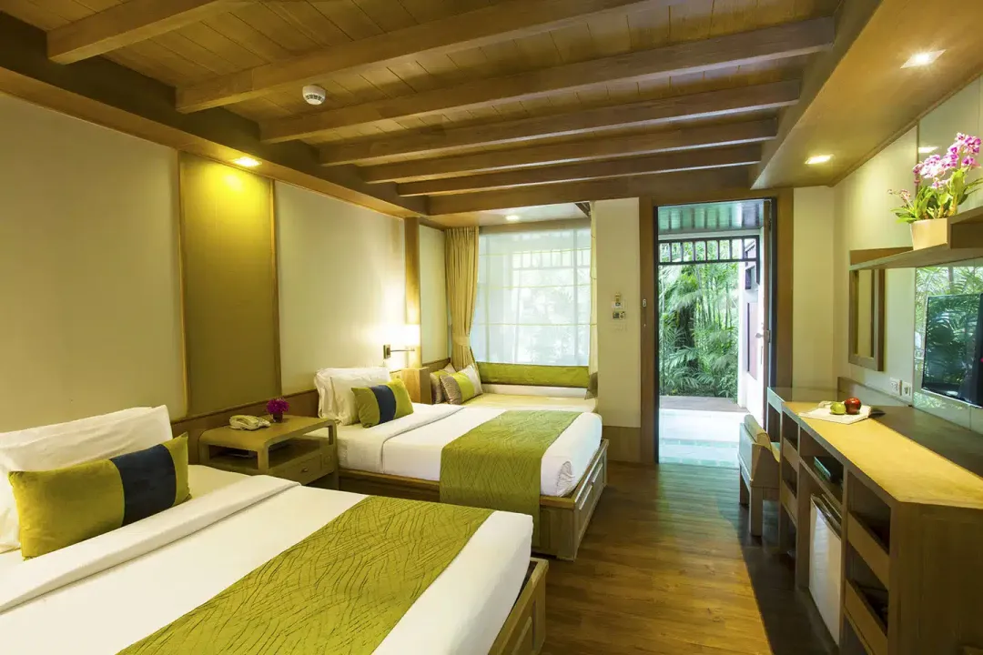 Deluxe Regency - Twin Bedroom