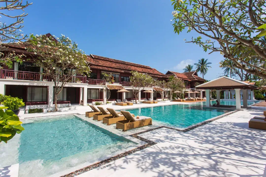 Deluxe Regency Pool View - Pool View