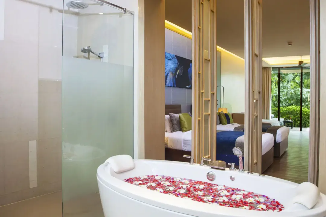 Grand Premier Room - Bathroom