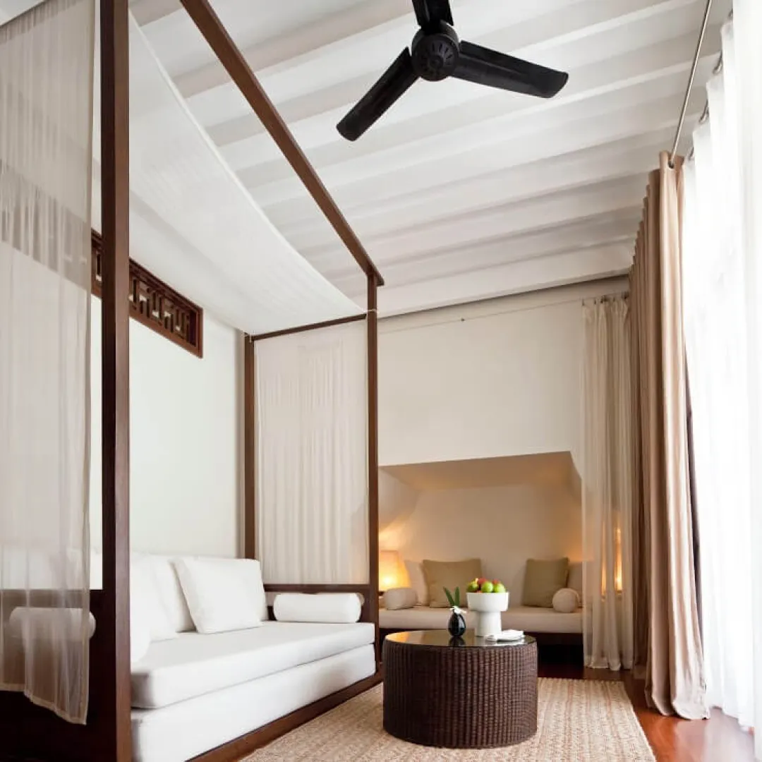 One Bedroom Duplex Pool Villa Suite - Seating Aeria