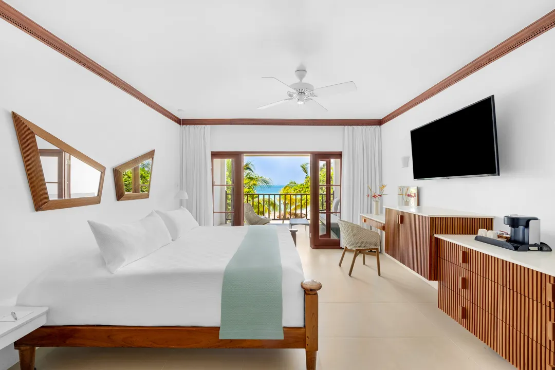 Beachfront Verandah Suites - Bedroom