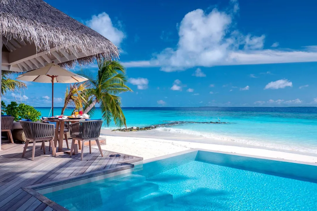 Baglioni Maldives - Pool with Seating Aeria