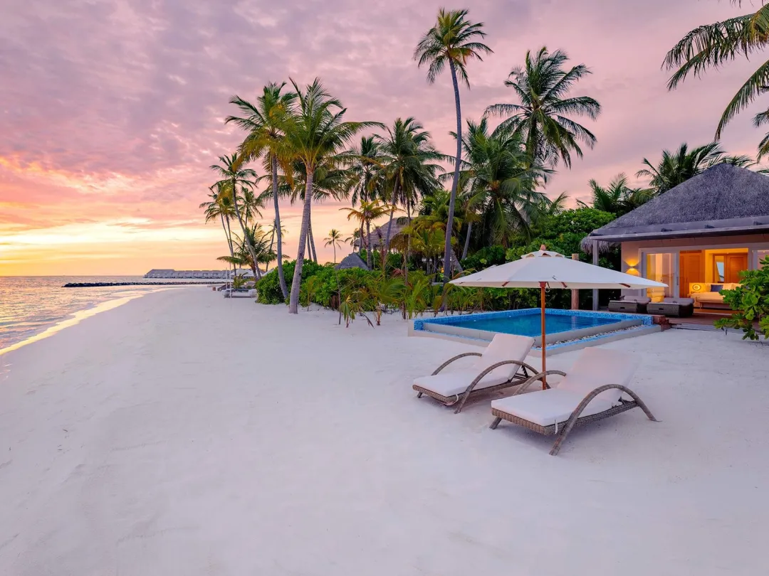 Sunset Beach Villa with Pool - Beach View with Lounge