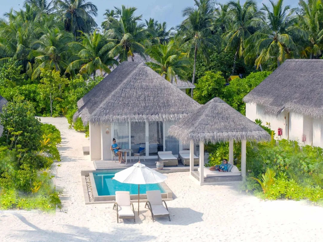 Deluxe Beach Villa with Pool - Villa Over View