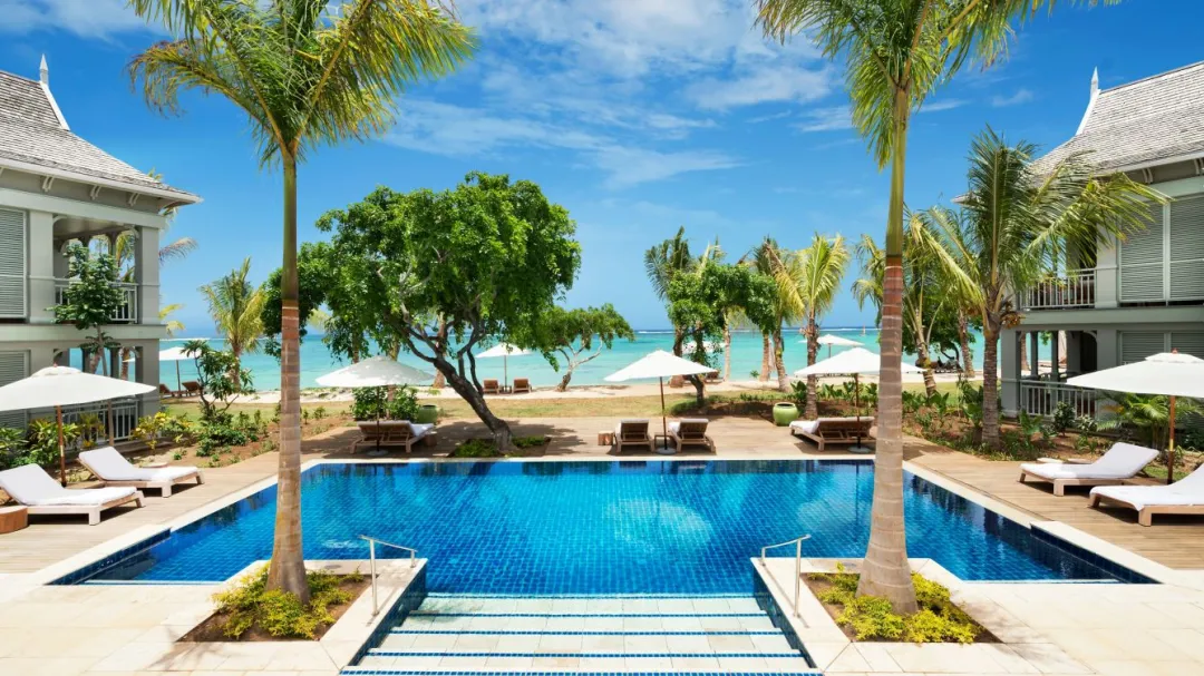 JW Marriott Mauritius Resorts - Pool with Sea View