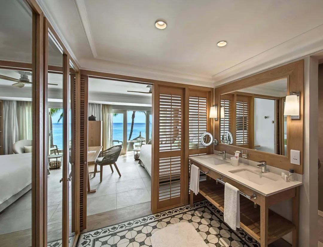 Deluxe beach front room - Bathroom