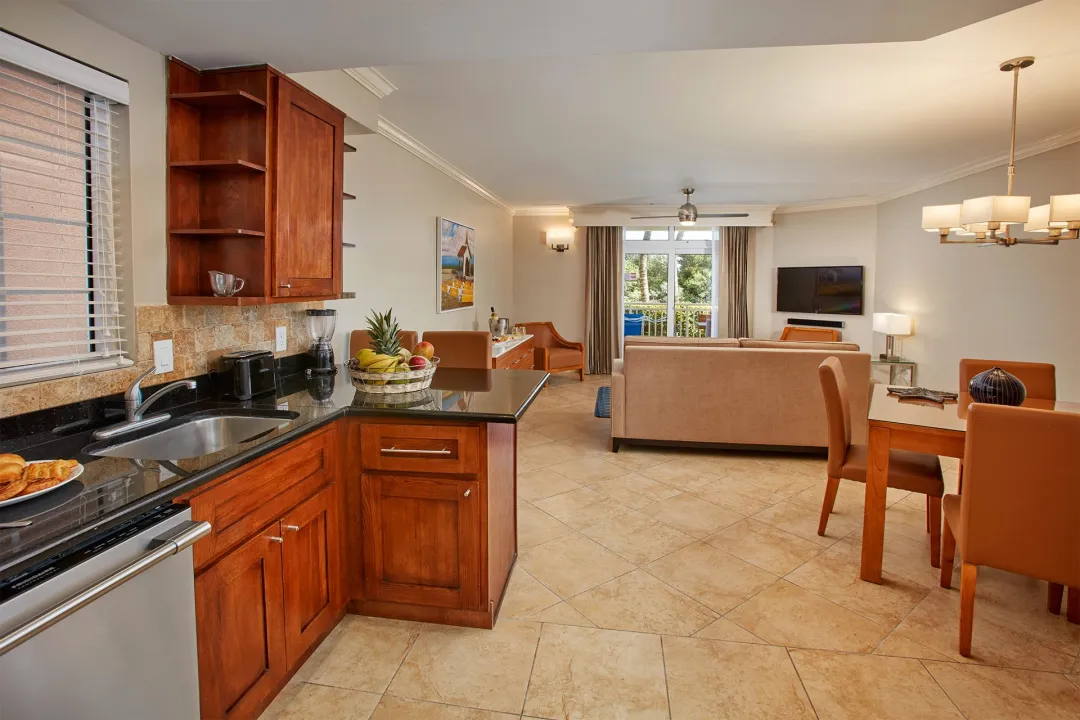 Golf Villa One Bedroom Suite - Dining Aeria