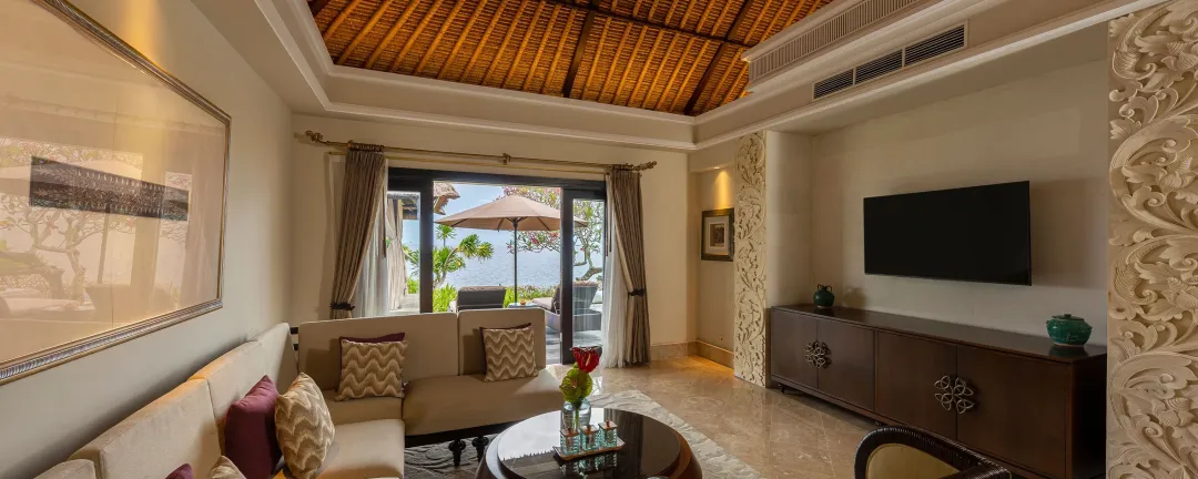 Two Bedoom Ocean Front Villa - Living Room