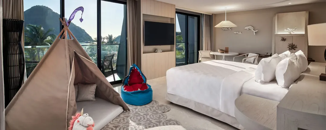 Ocean View Suite - Bedroom