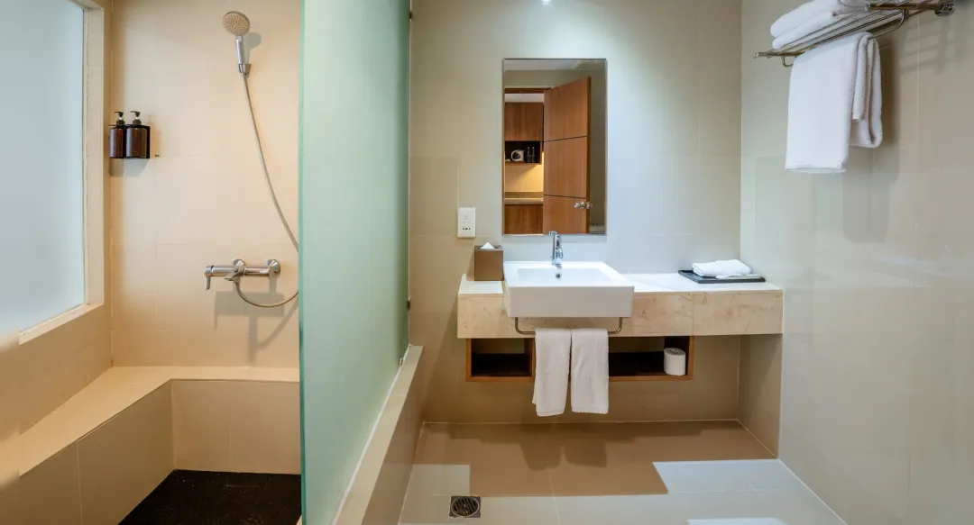 Superior Pool View Room - Bathroom